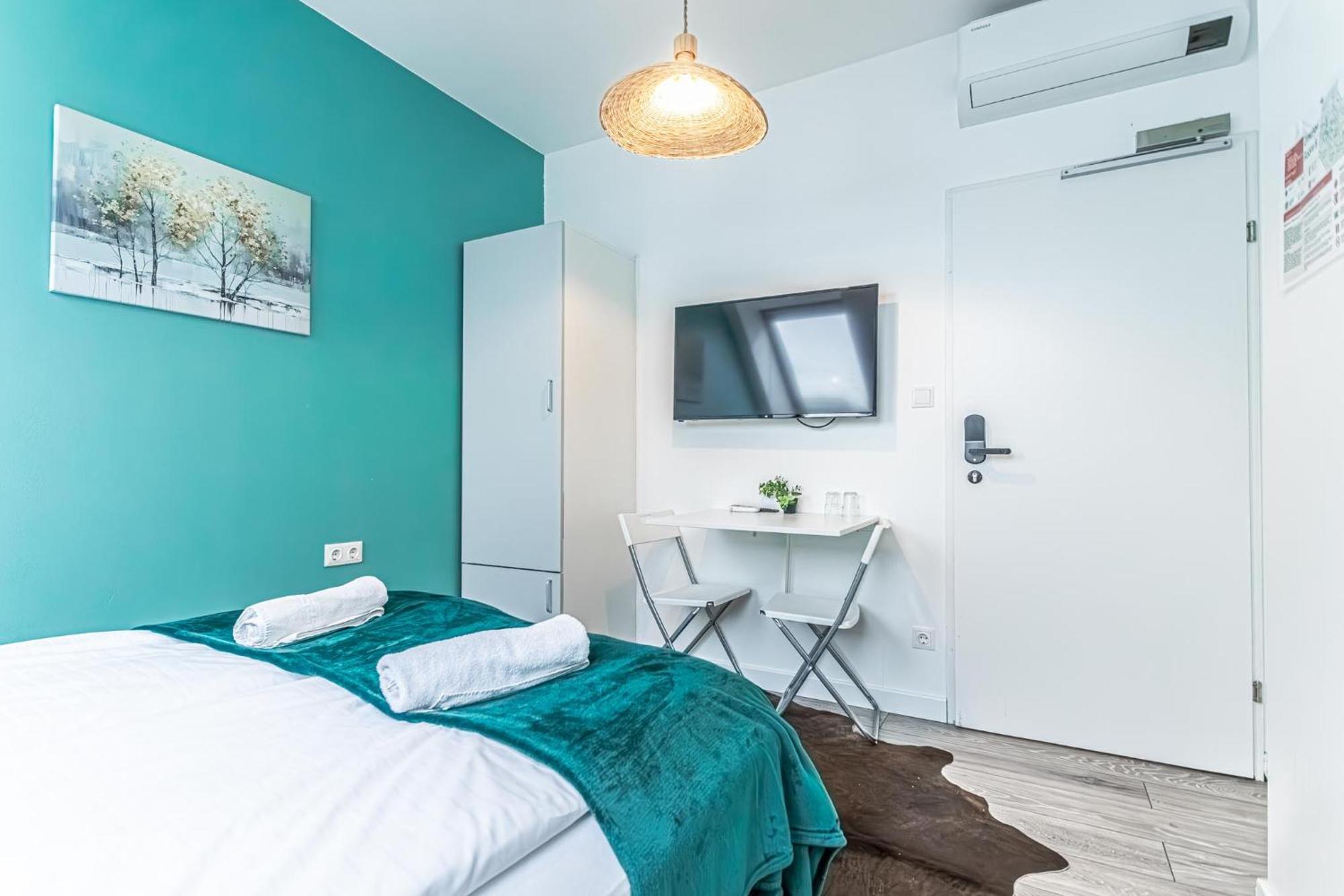 Modern Hauptbahnhof - Virtual Reception&self-checkin Hotel Wien