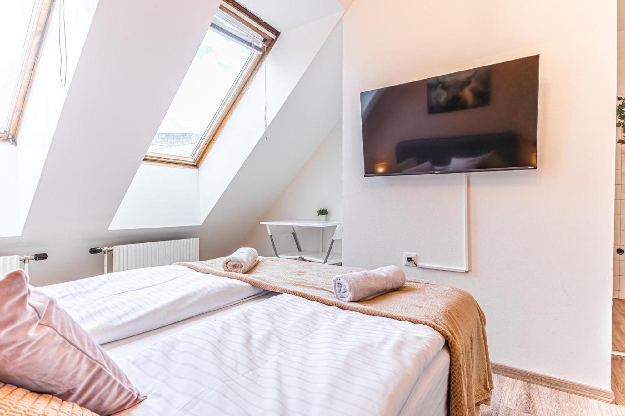 Modern Hauptbahnhof - Virtual Reception&self-checkin Hotel Wien