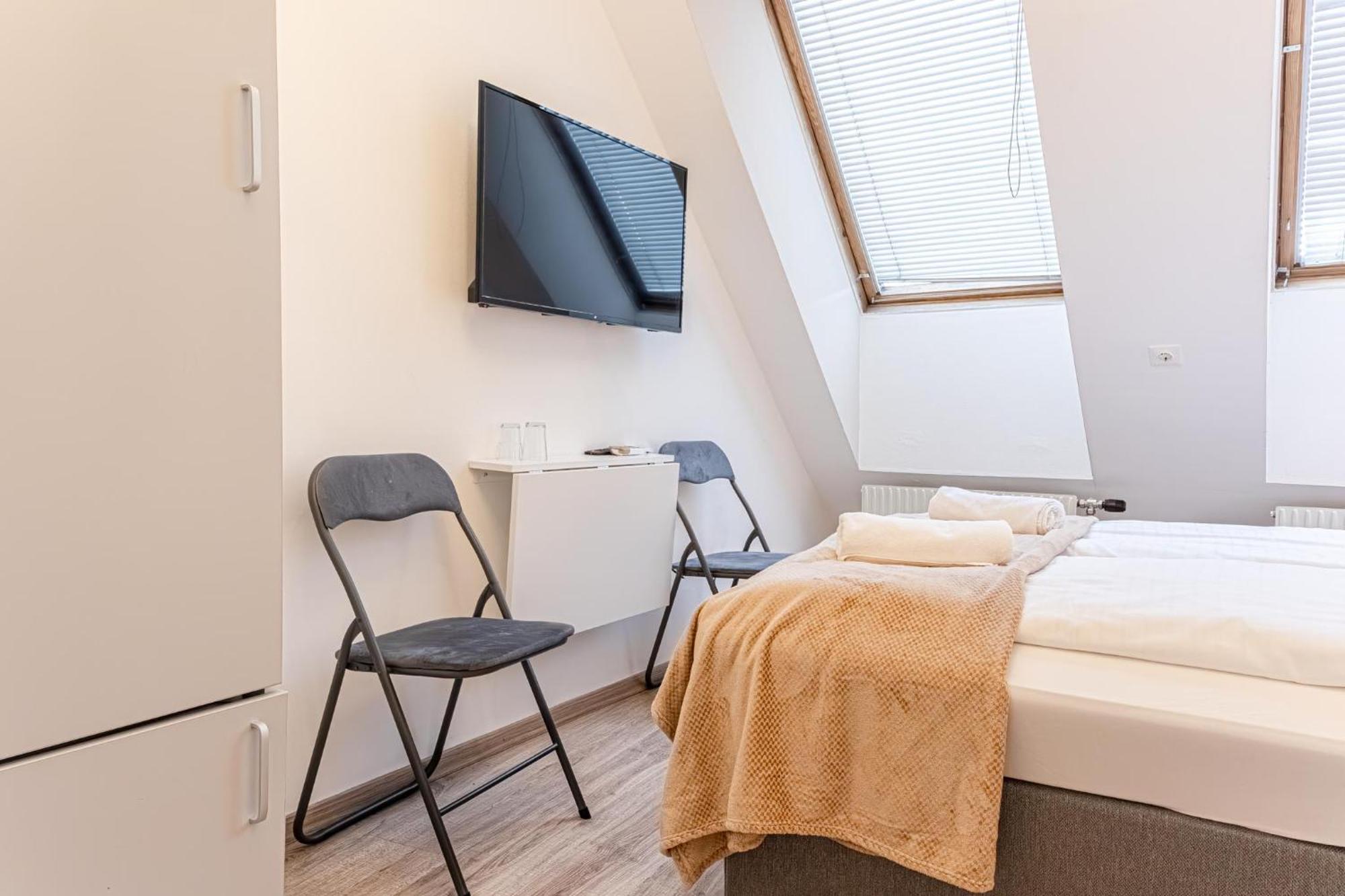 Modern Hauptbahnhof - Virtual Reception&self-checkin 2* Wien