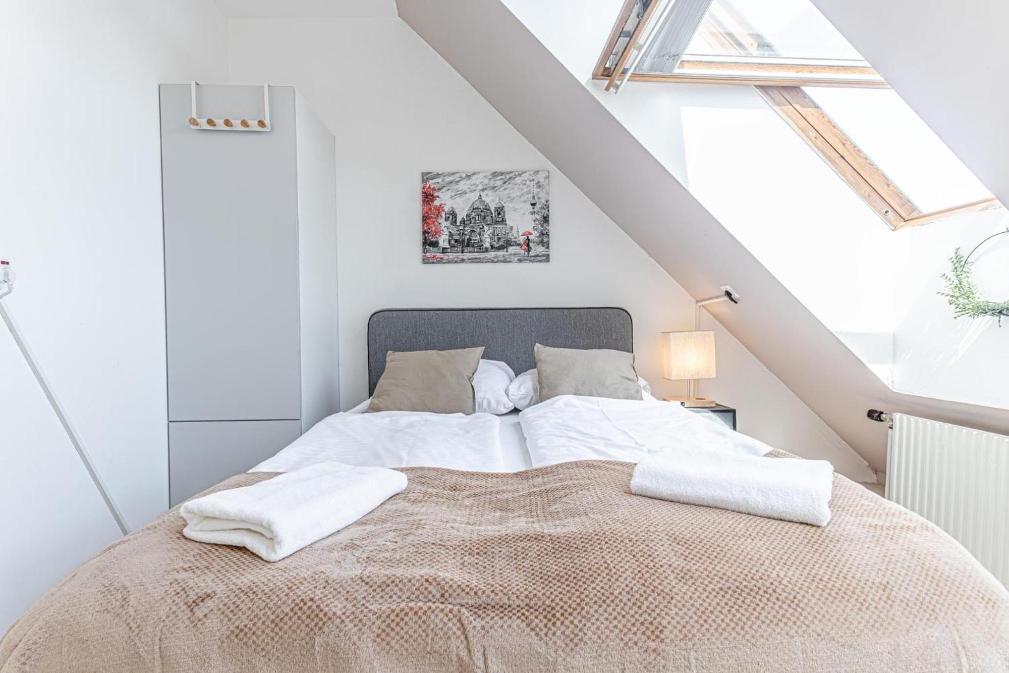 Modern Hauptbahnhof - Virtual Reception&self-checkin Hotel Wien